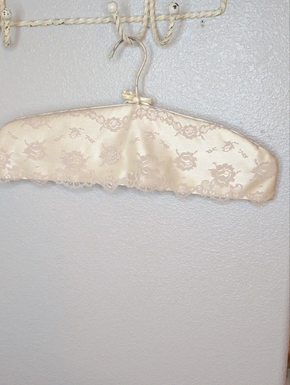 Vintage 60s I Magnin Ivory Lace Satin Hanger Wedding Dress Formal